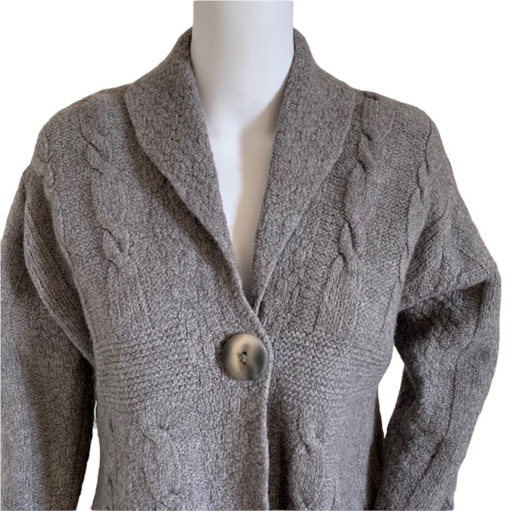 Arancrafts 100% Merino Wool Cardigan Sweater - Picture 3 of 11